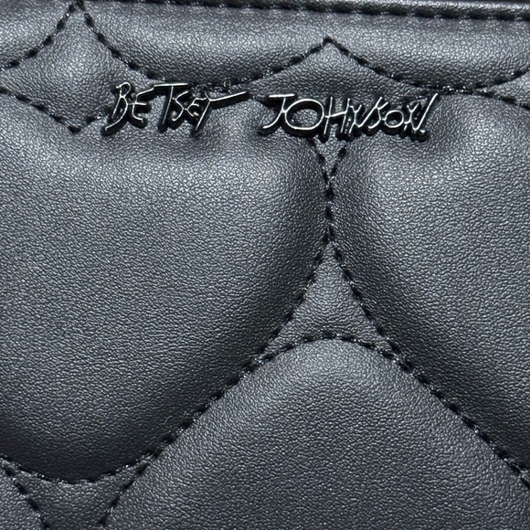 Betsey Johnson Quilted Black Heart Wallet - Picture 4 of 6